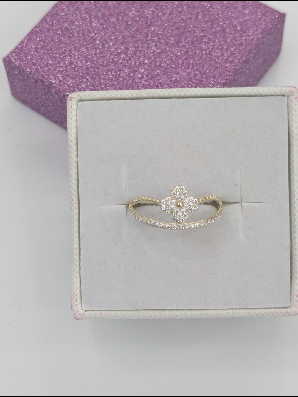 10kt Real Gold Women's Ring Size 7
